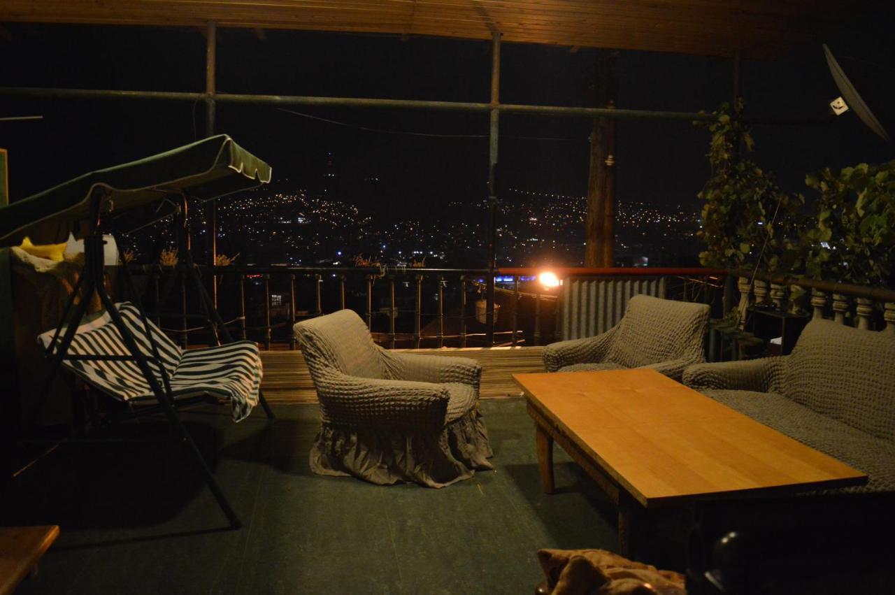 Apartamento Terrace Mtatsminda Tiflis Exterior foto